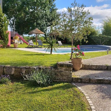 Bed and Breakfast Les Marguerites Champdolent Exterior foto