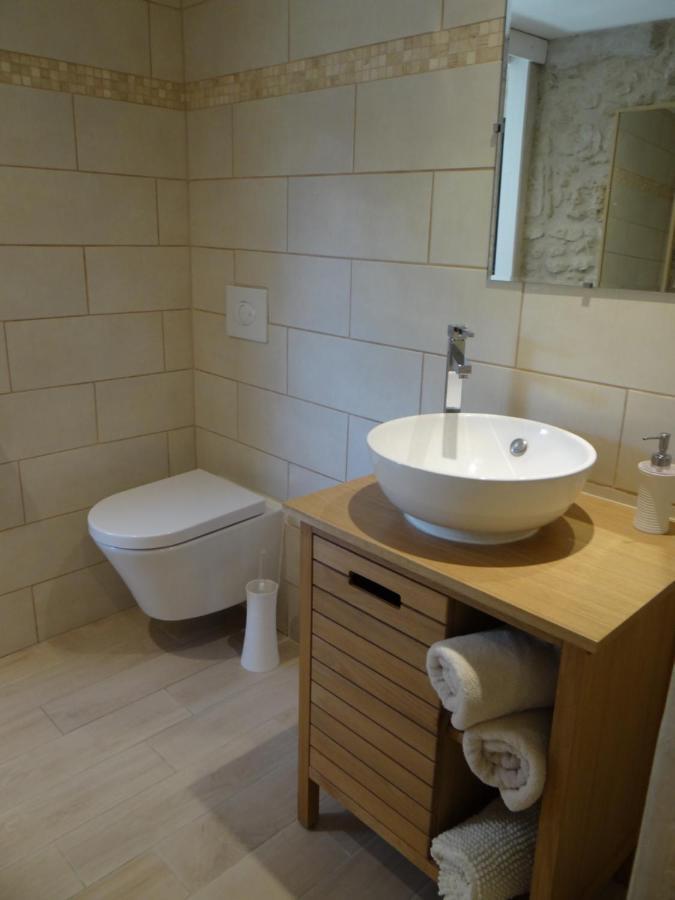 Bed and Breakfast Les Marguerites Champdolent Exterior foto